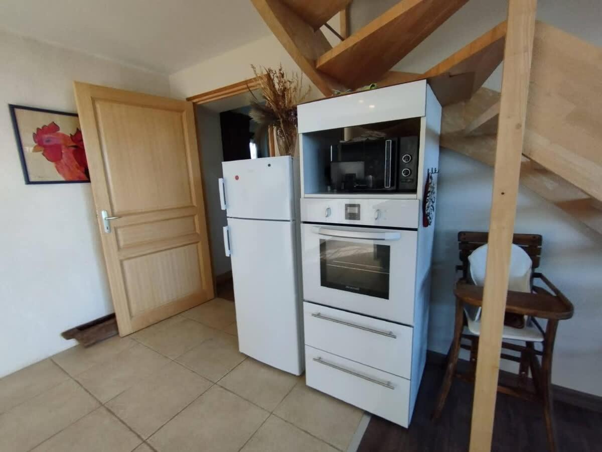Large Farmhouse With Garden And Sea View For 8 People Locquenole Exterior foto